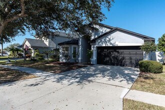 11102 Lakeside Vista Dr in Riverview, FL - Building Photo - Building Photo