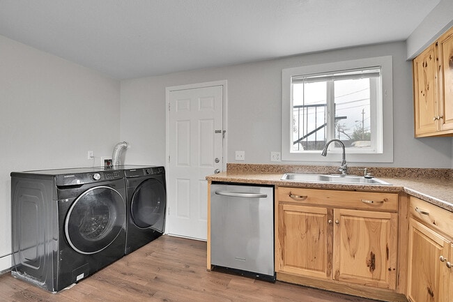 4332 W 72nd Ave in Westminster, CO - Building Photo - Building Photo