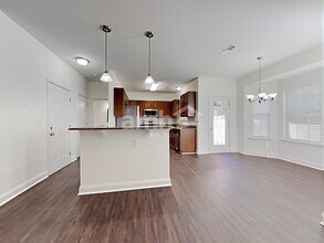 10510 Glenmeade Rd in Cornelius, NC - Building Photo - Building Photo