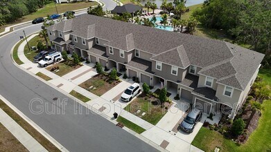 10340 Oakside Dr in Palmetto, FL - Building Photo - Building Photo