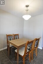 2266 Baronwood Dr in Oakville, ON - Building Photo - Building Photo