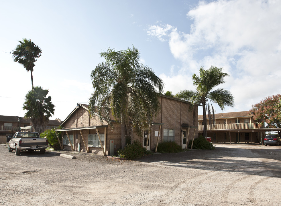 Timbers Apartments in Harlingen, TX - Building Photo