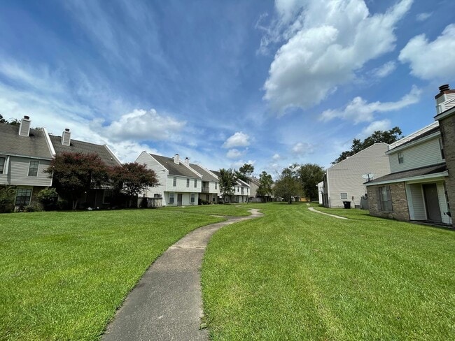 4820 Kennesaw Dr in Baton Rouge, LA - Building Photo - Building Photo