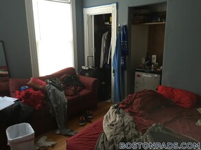 35 Brookline St in Cambridge, MA - Building Photo - Building Photo