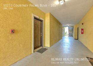 10213 Courtney Palms Blvd in Tampa, FL - Building Photo - Building Photo