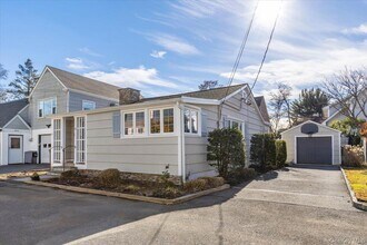 12 Ridgeland Terrace in Rye, NY - Building Photo - Building Photo