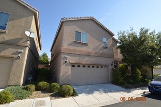 9598 Greensburg Ave in Las Vegas, NV - Building Photo - Building Photo