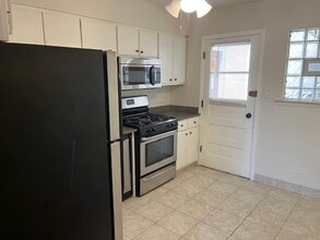 9245 Irving Park Rd in Schiller Park, IL - Building Photo - Building Photo