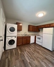 301 Hickory St in Springfield, GA - Building Photo - Building Photo