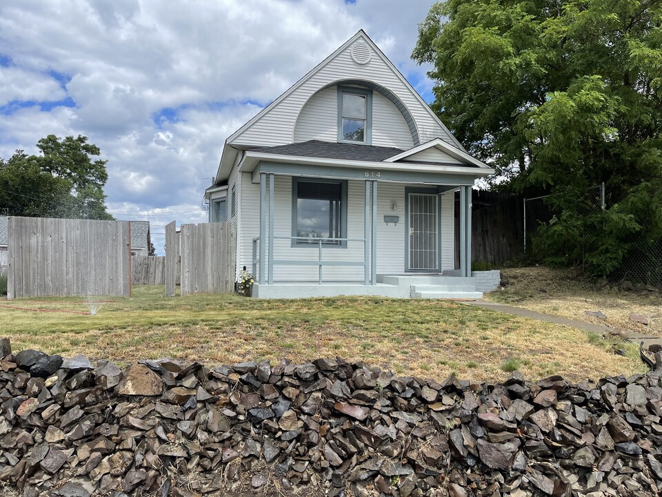 614 W Spofford Ave in Spokane, WA - Building Photo