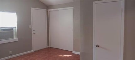 4135 Hawthorne Ave in Dallas, TX - Building Photo - Building Photo