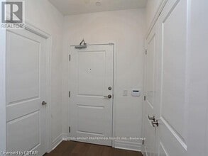 1200 Commissioners Rd W in London, ON - Building Photo - Building Photo