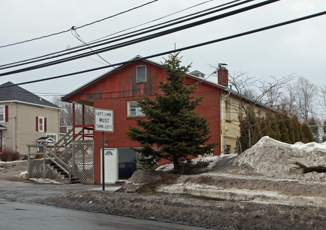 290 Grant Ave in Auburn, NY - Building Photo - Building Photo