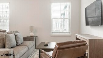 11122 Hambright Jct Dr, Unit F204 in Huntersville, NC - Building Photo