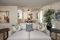 Delta Pointe Apartments in Sacramento, CA - Foto de edificio - Interior Photo