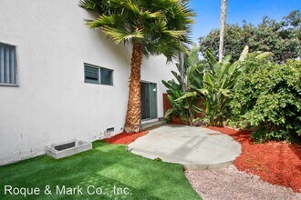 1453 Brockton Ave in Los Angeles, CA - Building Photo - Building Photo