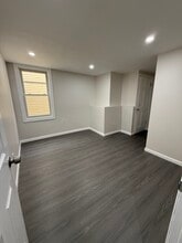 8942 202nd St in Hollis, NY - Building Photo - Building Photo