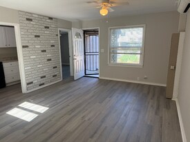 1771 School St in Anderson, CA - Building Photo