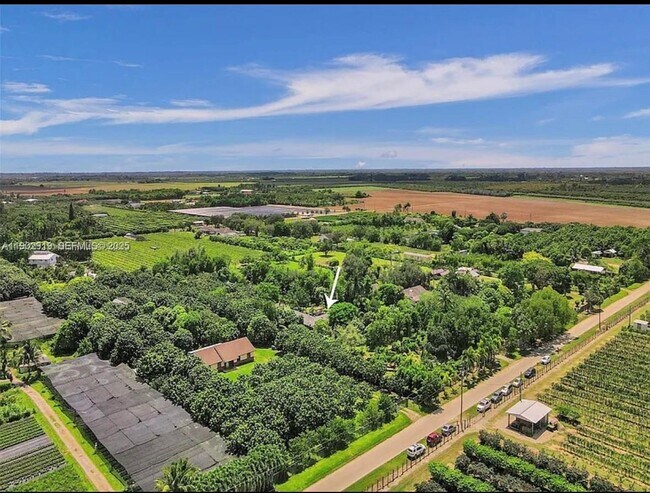 37225 SW 214th Ave in Homestead, FL - Building Photo - Building Photo