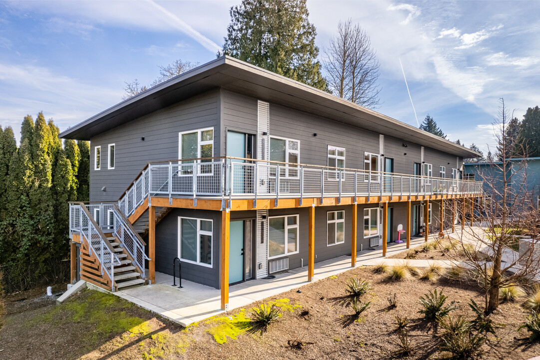 Fernhill Crossing LLC in Portland, OR - Foto de edificio