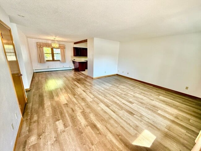 1808 N Van Buren Ave in Loveland, CO - Building Photo - Building Photo