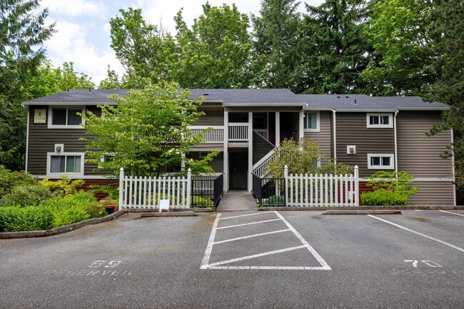 property at 15238 SE 43rd Ct