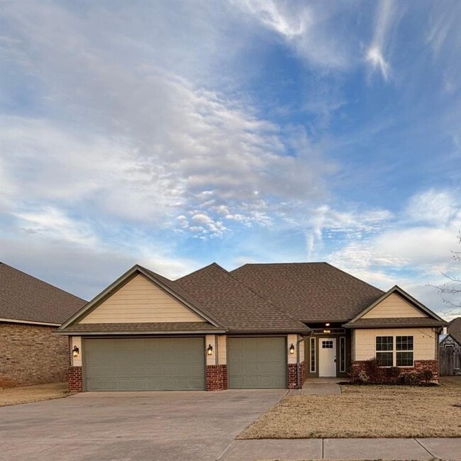 property at 724 Windy Ln