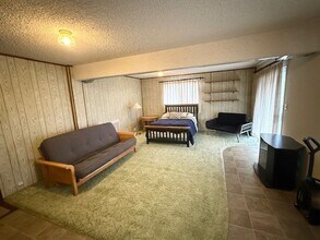 424 Lakeview Rd in Copperopolis, CA - Building Photo - Building Photo