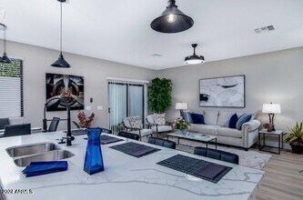 3804 E Monterey Way in Scottsdale, AZ - Building Photo - Building Photo