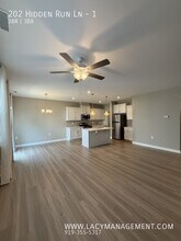 202 Hidden Run Ln in Holly Springs, NC - Building Photo - Building Photo