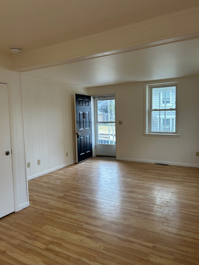 238 W Queen St in Annville, PA - Building Photo - Building Photo