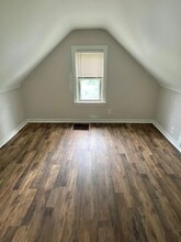 130 Zewe Aly in Duquesne, PA - Foto de edificio - Building Photo