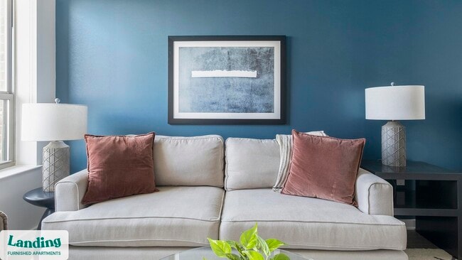 825 Usener St in Houston, TX - Foto de edificio - Building Photo