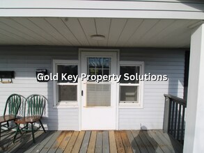 523 W Plum St-Unit -523 W Plum St Apt B in Anderson, IN - Building Photo - Building Photo