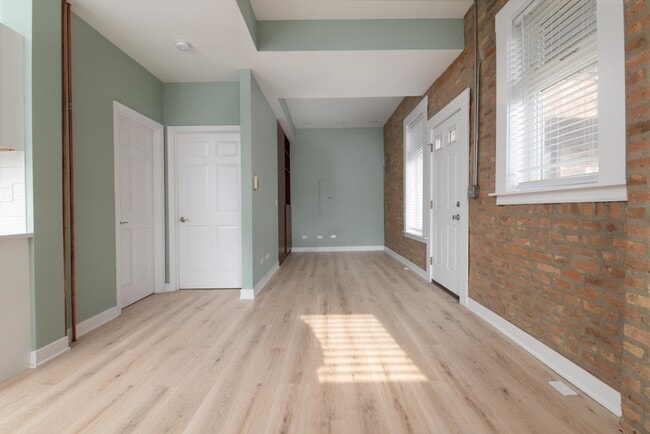 1303 W Flournoy St in Chicago, IL - Building Photo - Building Photo