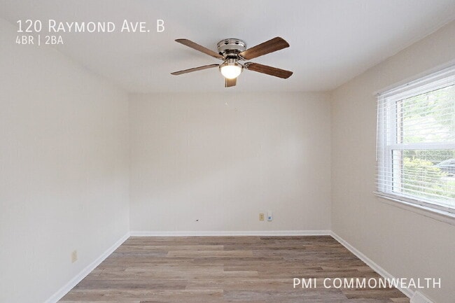120 Raymond Ave in Charlottesville, VA - Building Photo - Building Photo