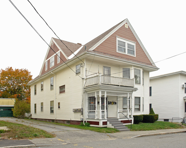 84 Shawmut St in Lewiston, ME - Building Photo - Building Photo