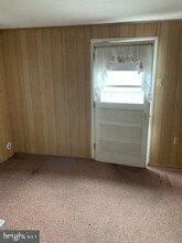 1049 Park Rd in Blandon, PA - Building Photo - Building Photo