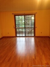 36 N Mountain Rd in New Britain, CT - Building Photo - Building Photo