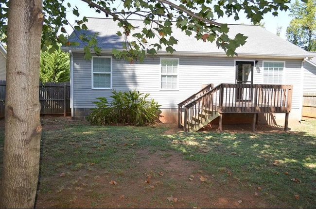 308 Sparks Ln in Dalton, GA - Building Photo - Building Photo