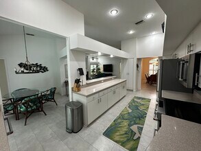 9 Chinkapin Cir in Homosassa, FL - Building Photo - Building Photo