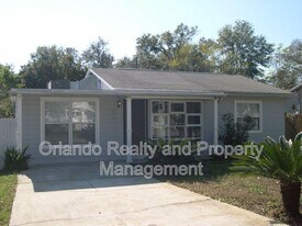 220 Golden Days Dr in Casselberry, FL - Building Photo