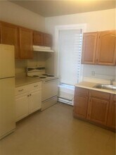 917 Hamilton St-Unit -2A in Allentown, PA - Foto de edificio - Building Photo