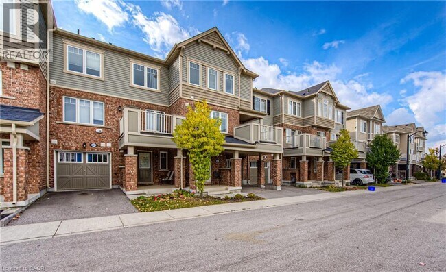 225 Netherby Ln in Kitchener, ON - Building Photo - Building Photo