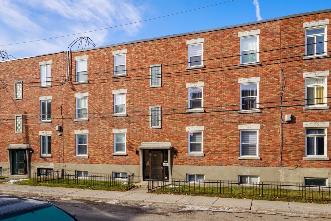 389 9e Av in Montréal, QC - Building Photo