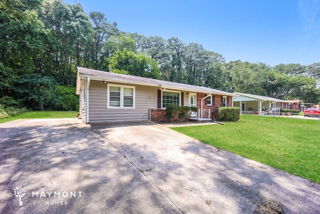 6197 Castlewood Dr in Morrow, GA - Building Photo - Building Photo