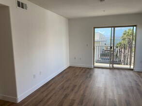 801 W Hawthorn St in San Diego, CA - Building Photo - Building Photo