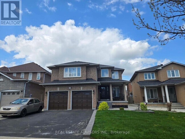 44 Pinecone Dr