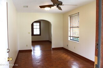 1391 River Hills Ct in Jacksonville, FL - Building Photo - Building Photo