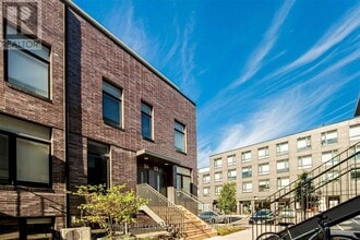 1740 Simcoe St N in Oshawa, ON - Building Photo - Building Photo
